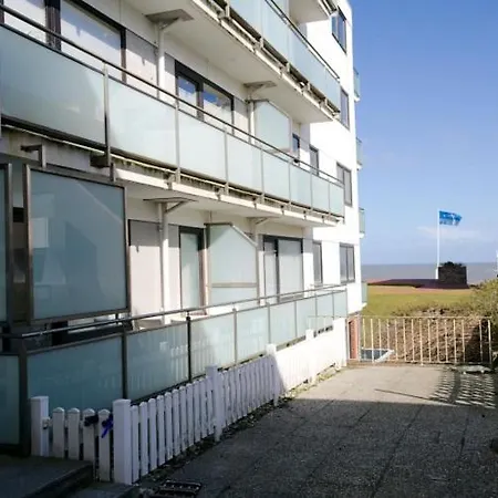 Luettje Wooge In Strandnaehe Mit Suedbalkon *